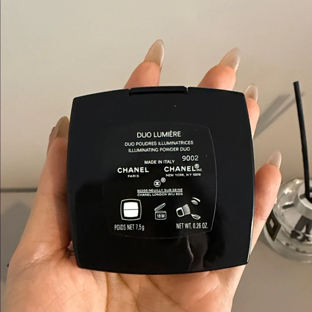 CHANEL 100% AUTHENTIC Illuminating Powder DUO LUMIERE Highlighter Limited - Picture 6 of 9